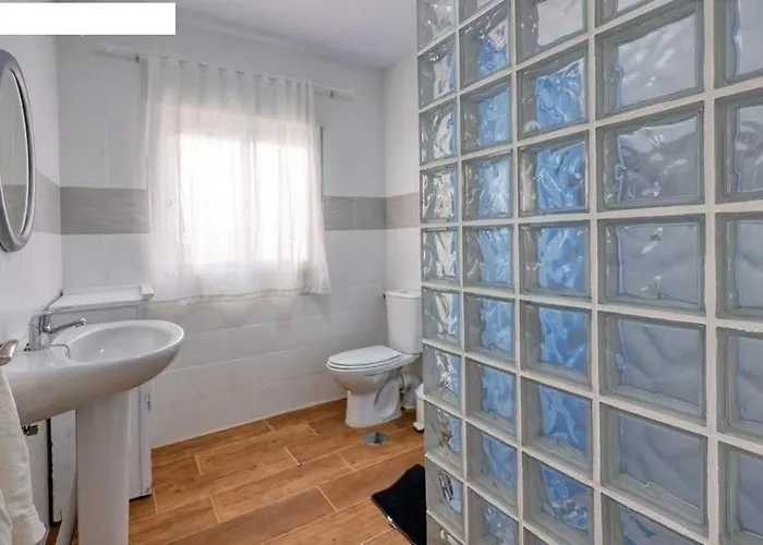 Holiday home Gardenia 200m De La Playa, Solo Familias Y Parejas *