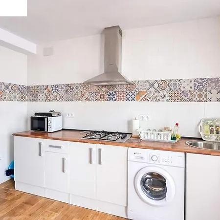 Gardenia 200m De La Playa, Aire Acondicionado Y Wifi Nyaraló